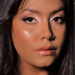 Maquiagem com glitter para balada